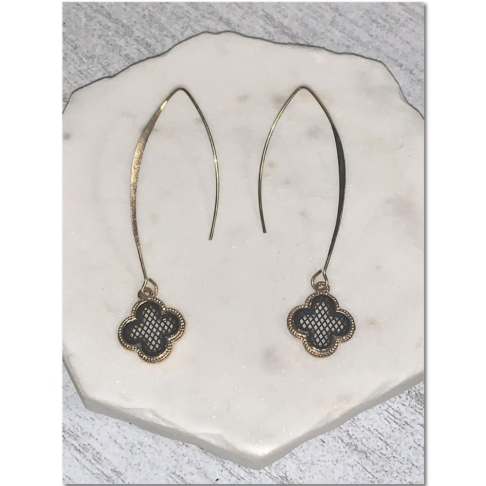 Gold and Black Filigree Fancy Ear Wire Earrings EUC